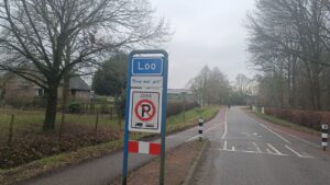Plaatsbord-Loo.jpeg